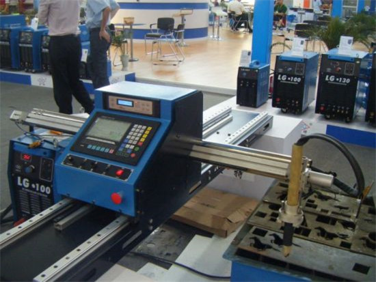 Најсодржајниот продажба 63A / 100a CNC плазма машина за сечење со конзола
