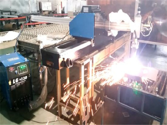 Пренослив CNC пламен плазма сечење метална машина за нерѓосувачки, јаглероден челик и со евтини компоненти делови