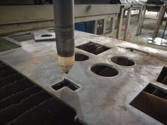 CNC плазма и пламен челичен лим алуминиумска плоча машина за сечење