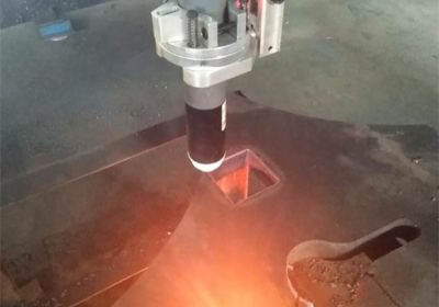 Тешка плазма машина за сечење 1325 за метален рез на сечење од јаглероден челик