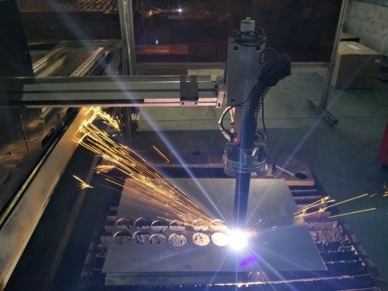 Конкурентни кинески производител плазма пренослив CNC машина за сечење цена