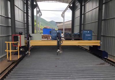Фабрика снабдување 1200 * 1200mm трговски осигурување CNC плазма машина за сечење