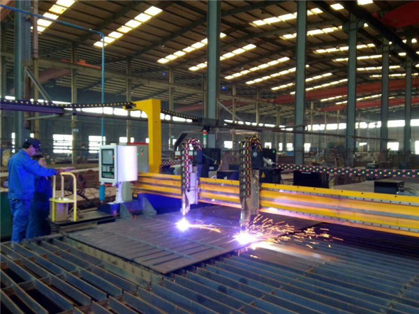 Изработени во машини за сечење на метали од јаглероден челик CNC плазма машина